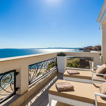 Onyx - Free Access & Parking 4* سفيتي فلاس