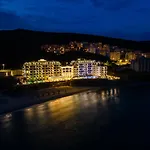 Onyx - Free Access & Parking 4*