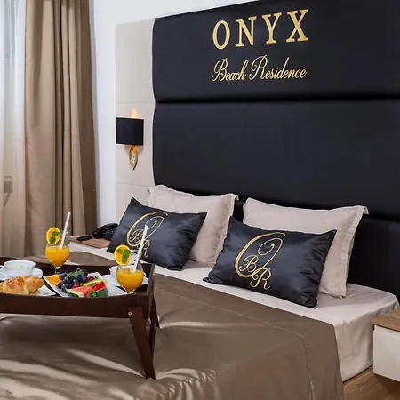 Onyx - Free Parking & Access