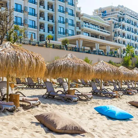 Onyx - Free Parking & Access Hotel 4*