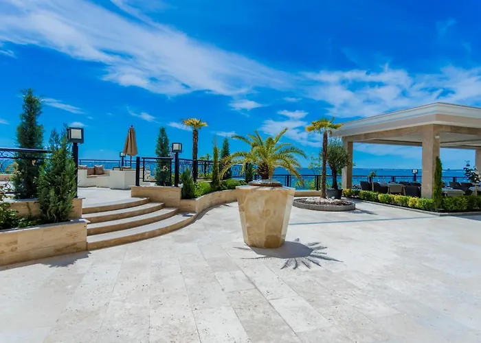 Hotel Onyx - Free Access & Parking 4*